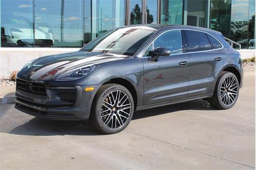 2024 Porsche Macan Base