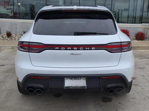 2024 Porsche Macan Base