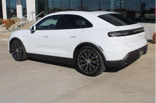 2024 Porsche Macan 4