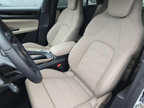 2024 Porsche Macan 4