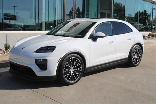 2024 Porsche Macan 4