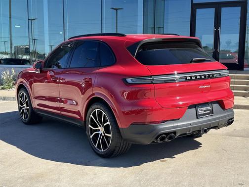 2024 Porsche Cayenne Cayenne