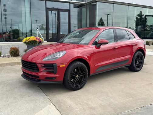 2020 Porsche Macan Base