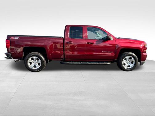Siren Red Tintcoat 2017 Chevrolet Silverado 1500 LT