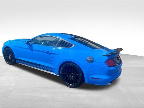 2017 Ford Mustang EcoBoost