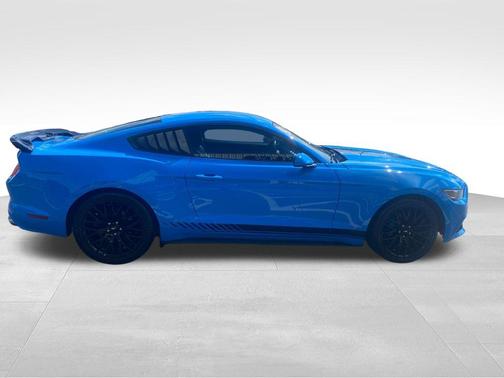 2017 Ford Mustang EcoBoost
