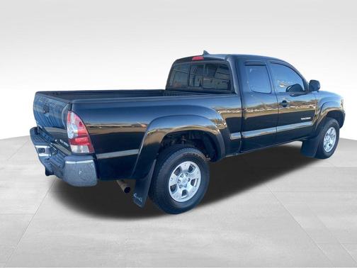 2015 Toyota Tacoma Base