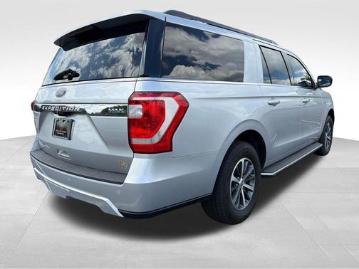 Ingot Silver 2018 Ford Expedition Max XLT