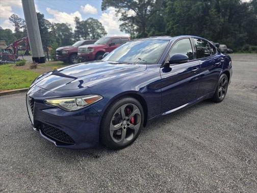 2017 Alfa Romeo Giulia Base