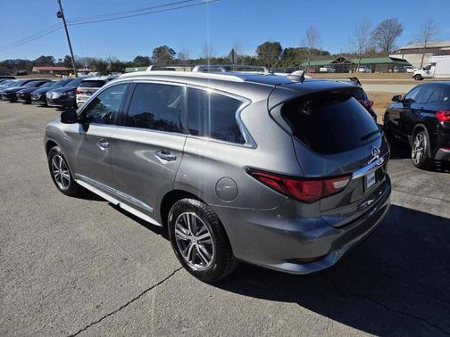 2017 INFINITI QX60 Base