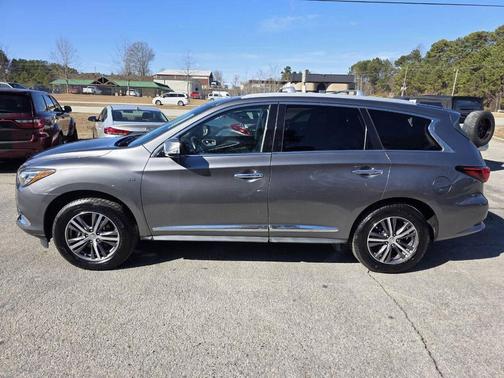2017 INFINITI QX60 Base