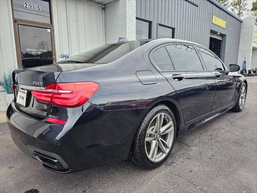 2018 BMW 750 i