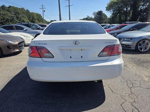 2004 Lexus ES 330 Base