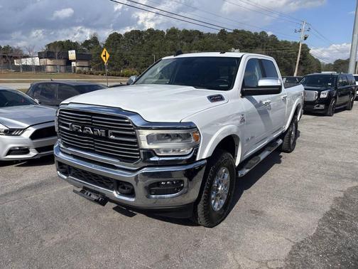 2022 RAM 2500 Laramie Crew Cab 4x4 6'4' Box