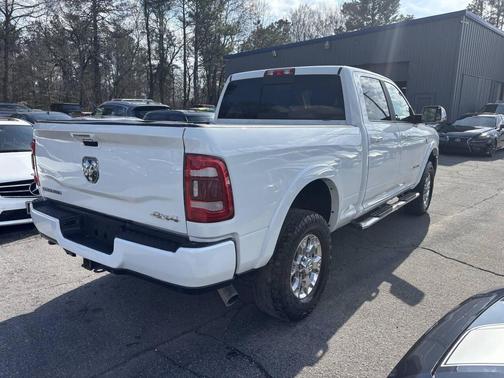 2022 RAM 2500 Laramie Crew Cab 4x4 6'4' Box