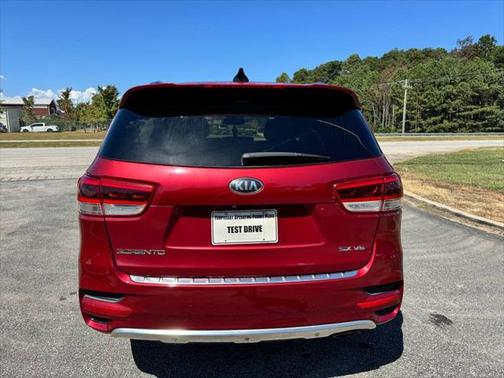 2016 Kia Sorento SX