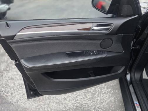 2013 BMW X6 xDrive50i