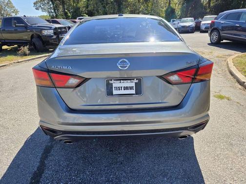 2019 Nissan Altima 2.5 SR