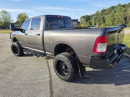 2019 RAM 2500 Tradesman Crew Cab 4x4 6'4' Box