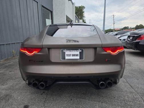 2015 Jaguar F-TYPE R