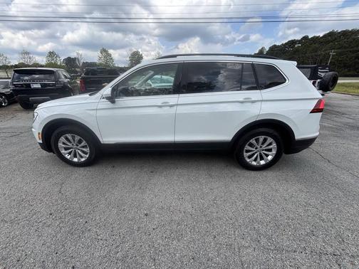 2018 Volkswagen Tiguan 2.0T SE