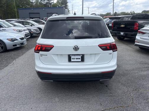 2018 Volkswagen Tiguan 2.0T SE