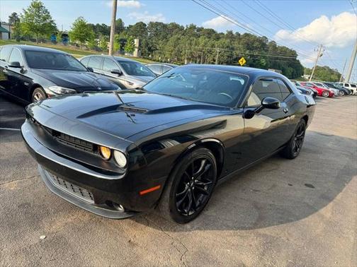 2018 Dodge Challenger SXT