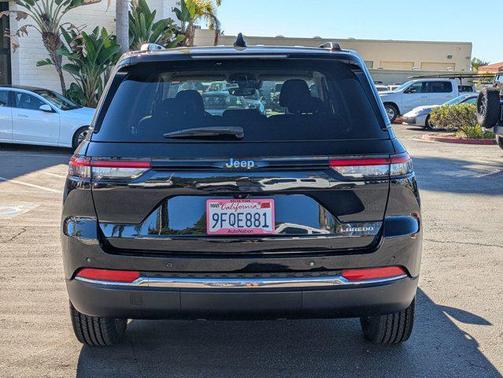 2023 Jeep Grand Cherokee Laredo