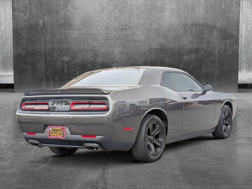2020 Dodge Challenger SXT