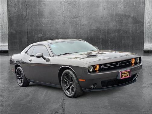 2020 Dodge Challenger SXT