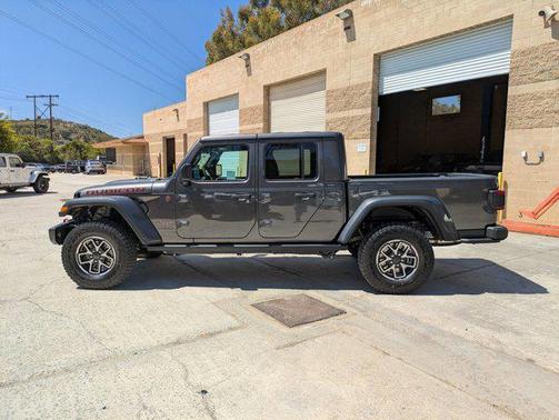2025 Jeep Gladiator Rubicon
