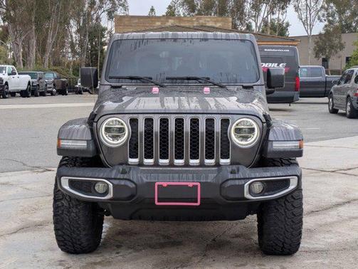 2021 Jeep Gladiator Overland