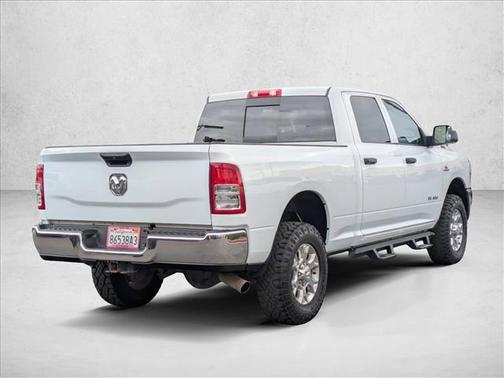2020 RAM 3500 Tradesman Crew Cab 4x4 6'4' Box
