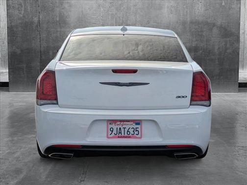 2023 Chrysler 300 Touring