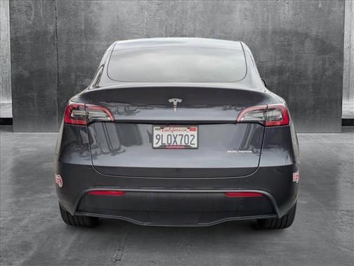 2024 Tesla Model Y Long Range Dual Motor All-Wheel Drive