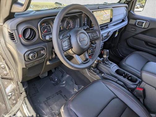 Granite Crystal Metallic Clearcoat 2026 Jeep Gladiator Rubicon