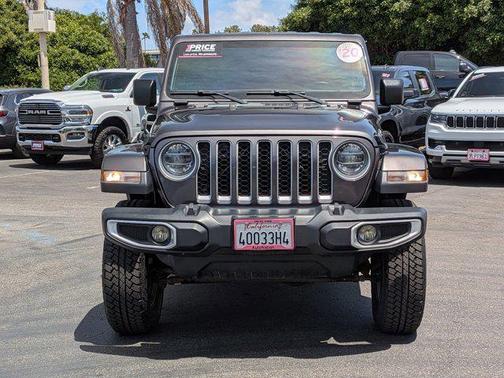 Granite Crystal Metallic Clearcoat 2020 Jeep Gladiator Overland