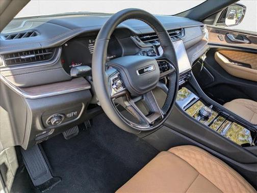 2025 Jeep Grand Cherokee L Summit