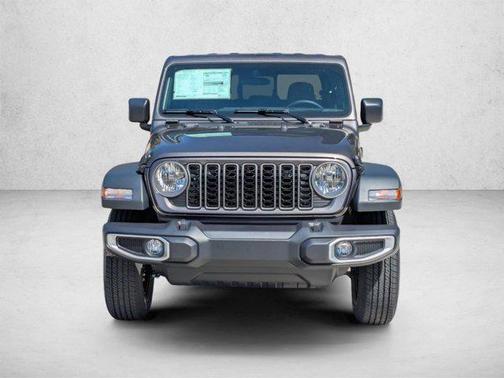 Granite Crystal Metallic Clearcoat 2026 Jeep Gladiator Sport