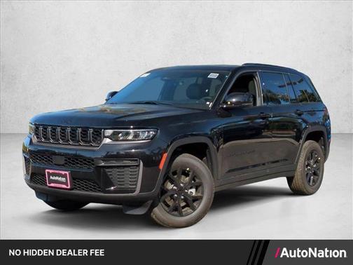 Diamond Black Crystal Pearlcoat 2026 Jeep Grand Cherokee Altitude