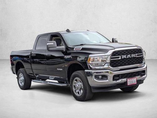 Diamond Black Crystal Pearlcoat 2024 RAM 2500 Big Horn Crew Cab 4x4 6'4' Box