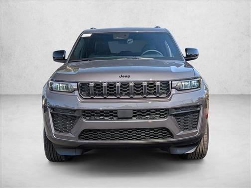 Baltic Gray Metallic Clearcoat 2026 Jeep Grand Cherokee Altitude