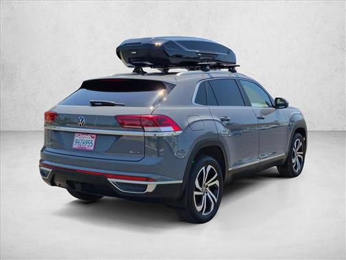 Pure Gray [Gray] 2023 Volkswagen Atlas Cross Sport 3.6L V6 SEL