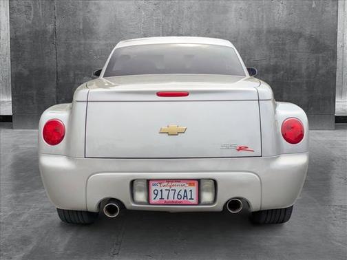 2005 Chevrolet SSR LS