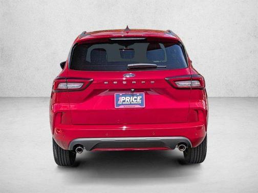 Rapid Red Metallic Tinted Clearcoat 2024 Ford Escape ST-Line