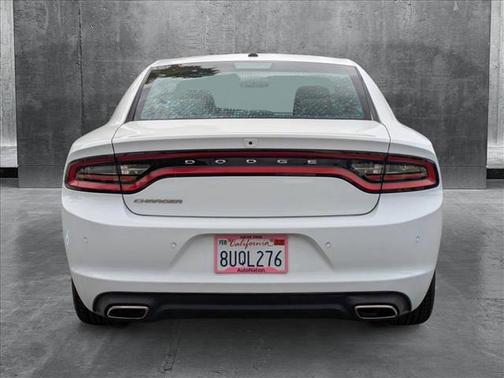 2020 Dodge Charger SXT