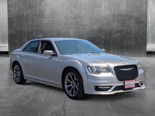 2018 Chrysler 300 S