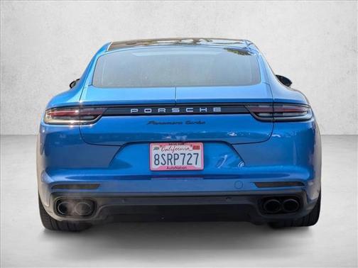 2018 Porsche Panamera Turbo