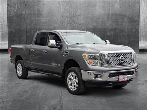 2016 Nissan Titan XD SL
