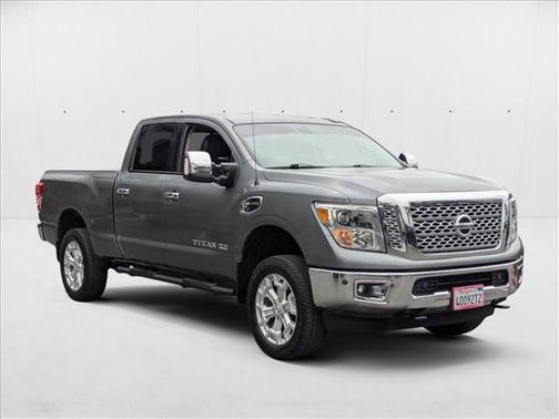 2016 Nissan Titan XD SL